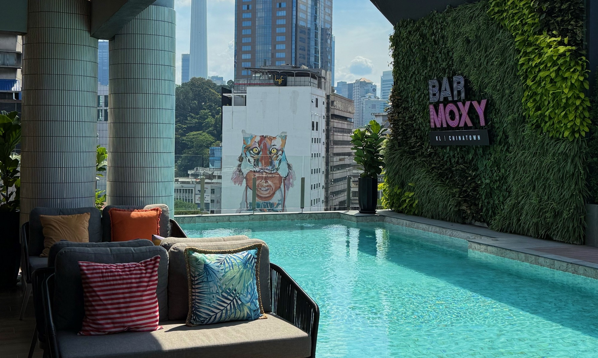 Moxy Hotel KL Chinatown