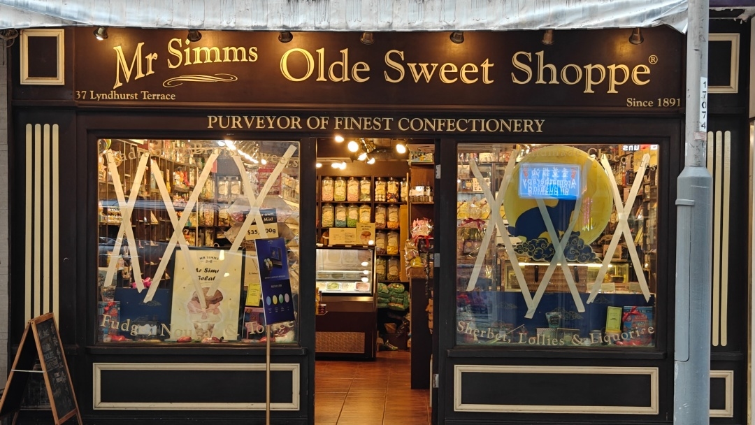 Mr Simms Hong kong 