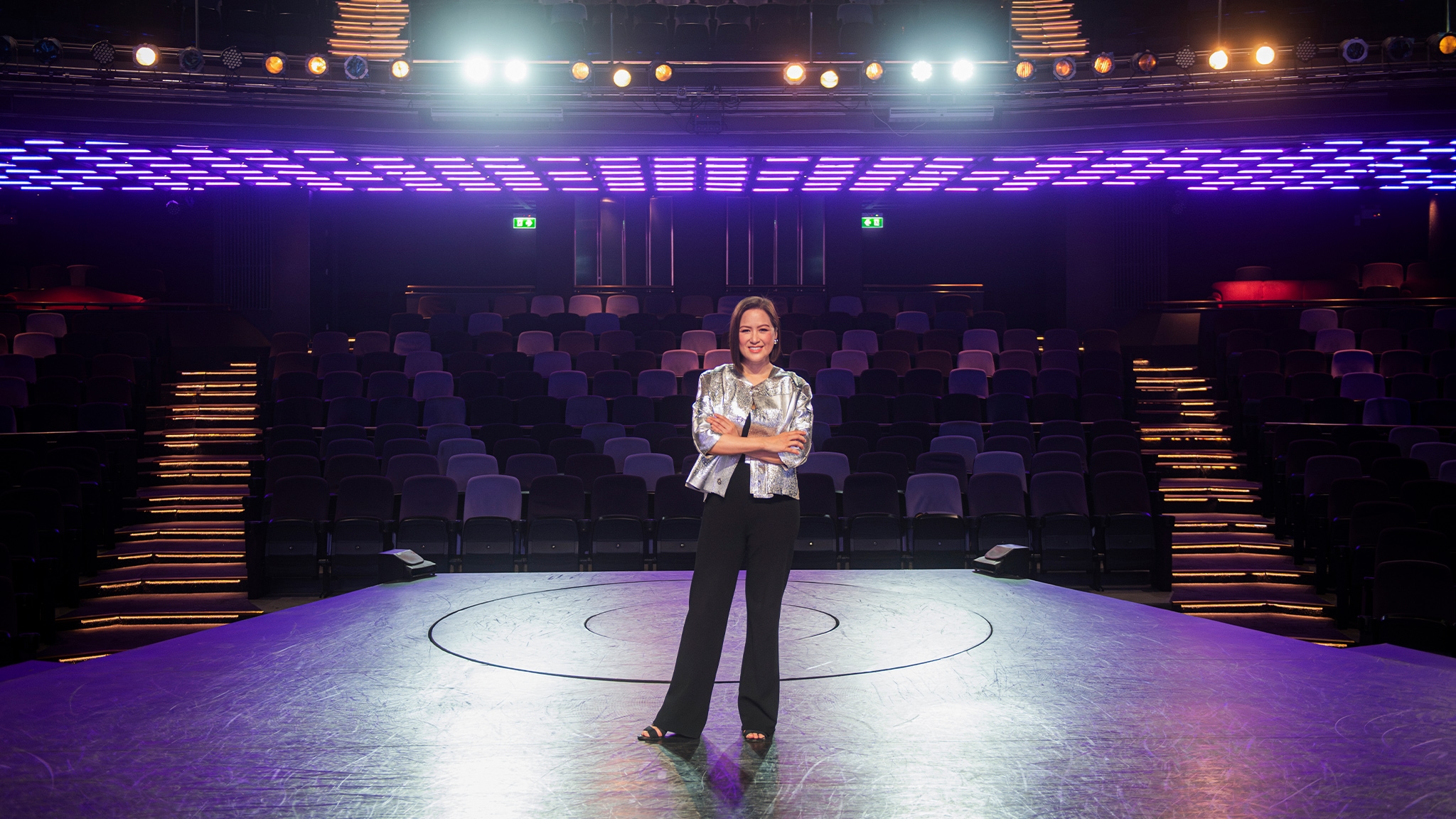 จ๋า อลิสา พันธุศักดิ์ Tiffany's Show Pattaya_new