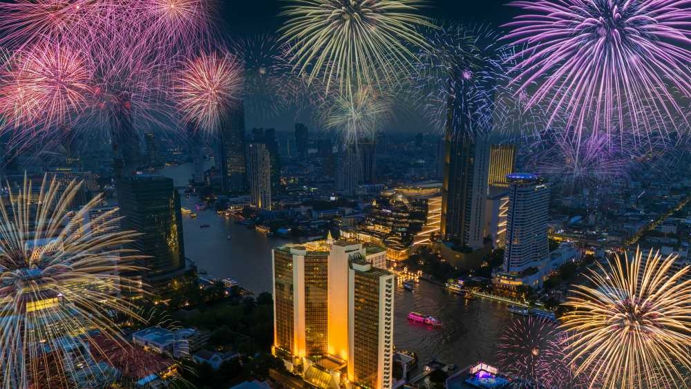 Festive Royal Orchid Sheraton Riverside Hotel Bangkok